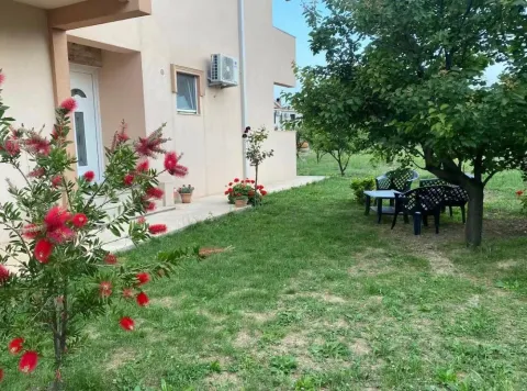 Rent, one bedroom apartment, 45m², Šušanj, Bar - image 5