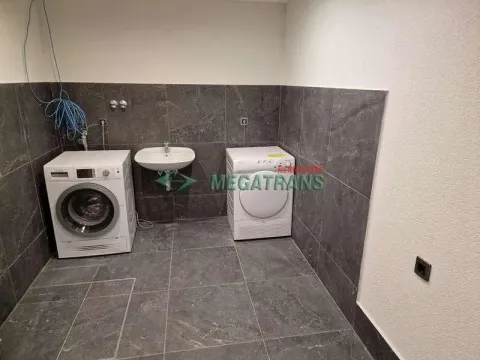 Rent, three bedroom apartment, 148m², Savski Venac, Beograd - image 20