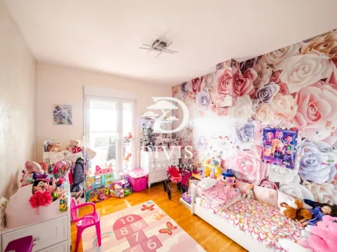 Sale, apartment, 140m², Medaković Sve Podlokacije, Beograd - image 13