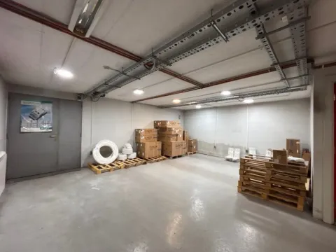 Rent, office space, 360m², Zemun Meandri, Zemun Sve Podlokacije - image 4