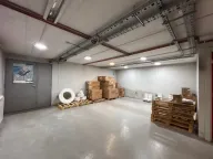 Izdavanje, poslovni prostor, 360m², Zemun Meandri, Zemun Sve Podlokacije - image 4