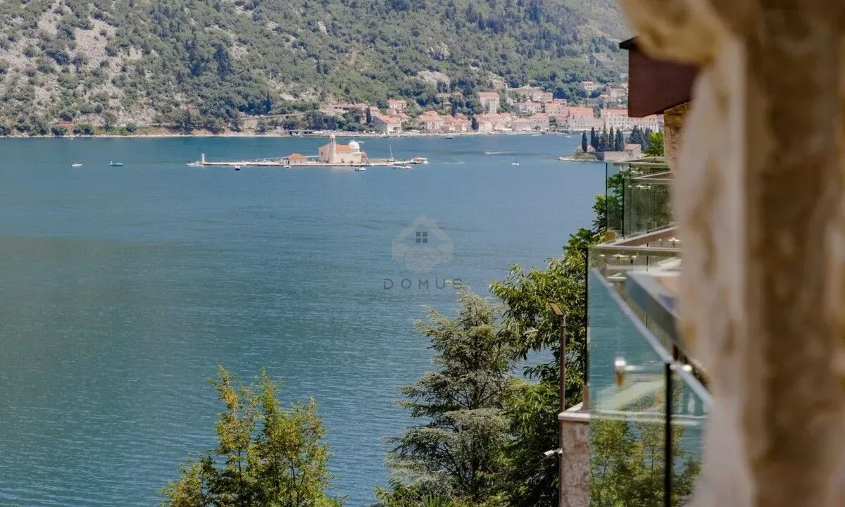 Prodaja, jednosoban stan, 44m², Kotor, Crna Gora