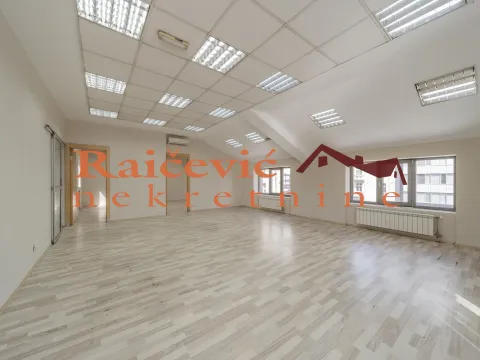 Rent, office space, 183m², Savski Venac, Beograd - image 2
