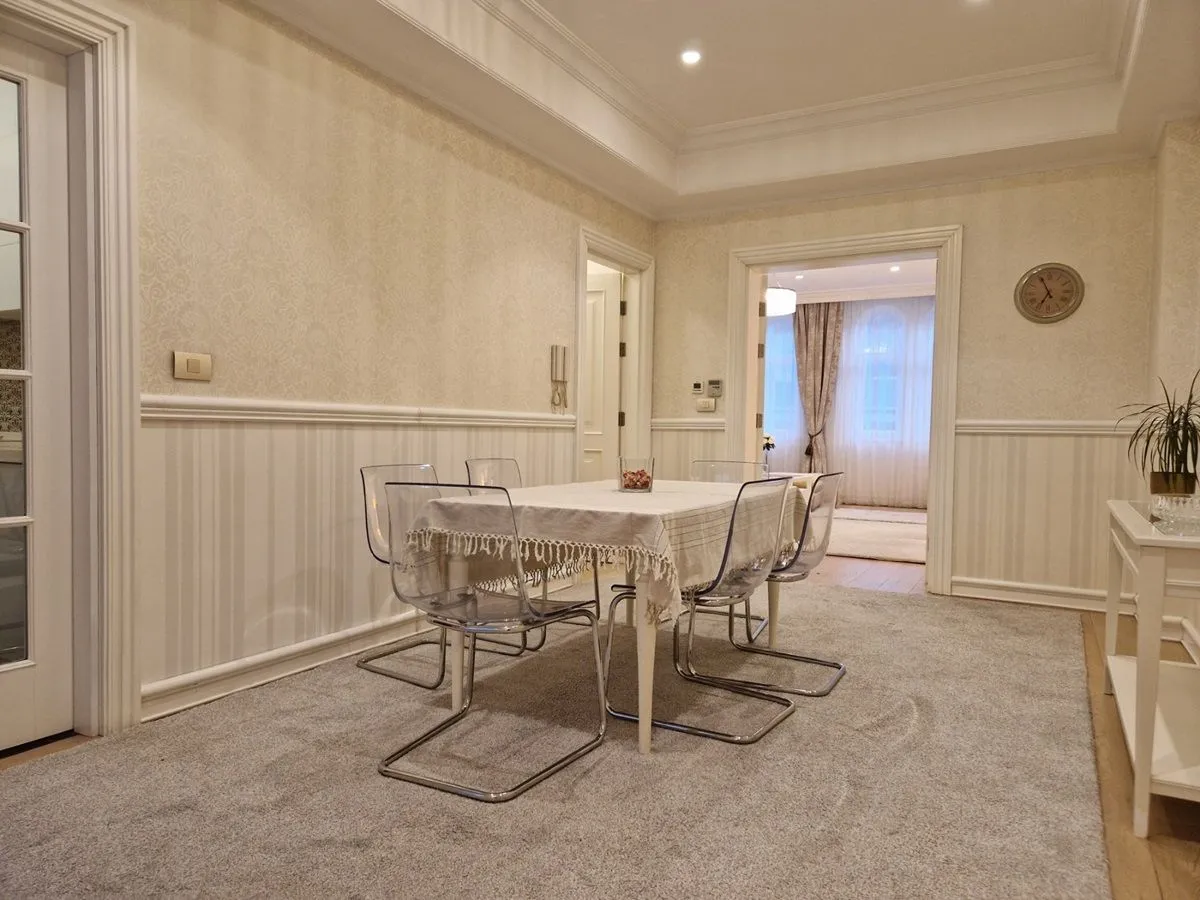 Rent, three bedroom apartment, 120m², Stari grad, Novi Sad