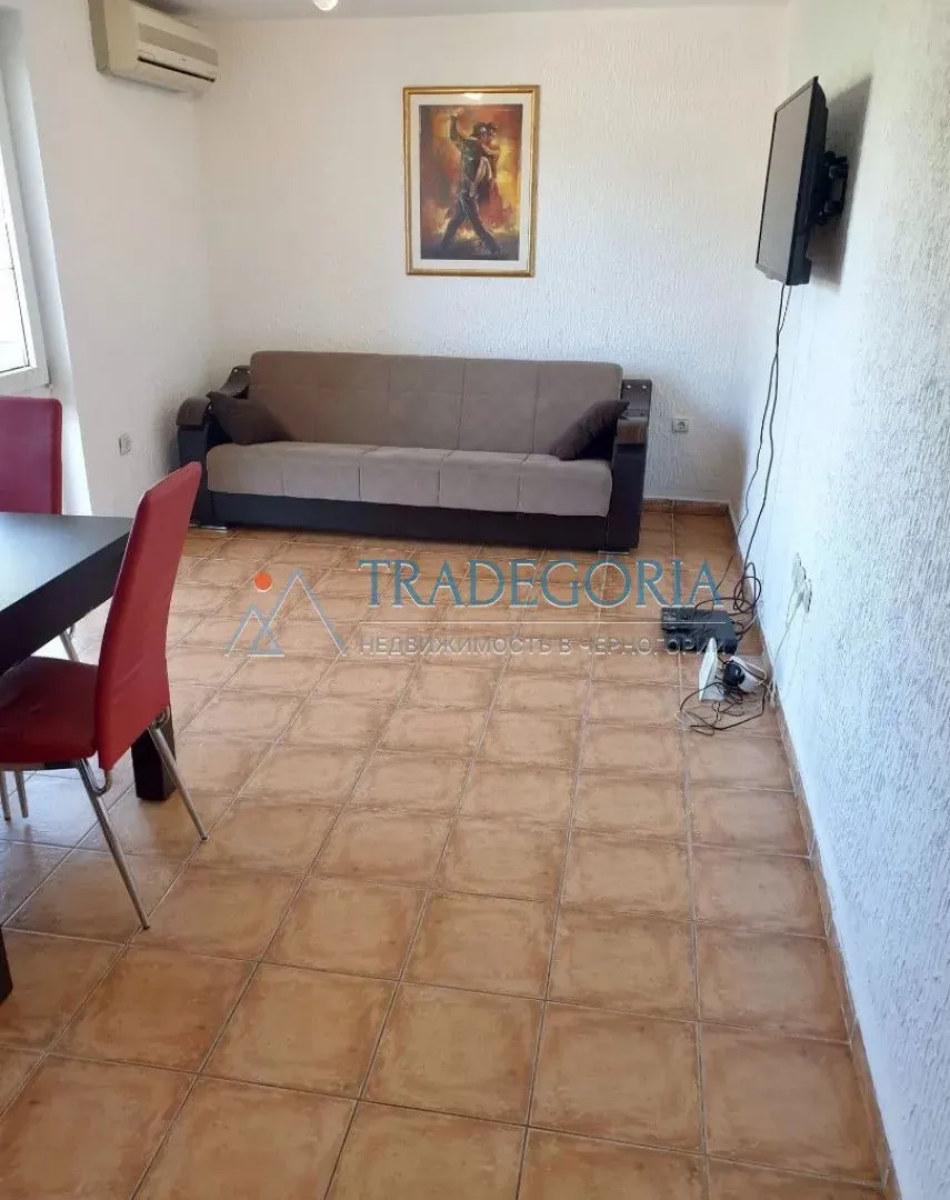 Prodaja, trosoban stan, 90m², Sutomore, Bar