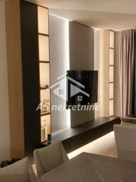 Izdavanje, trosoban stan, 86m², Savski Venac, Beograd - image 5