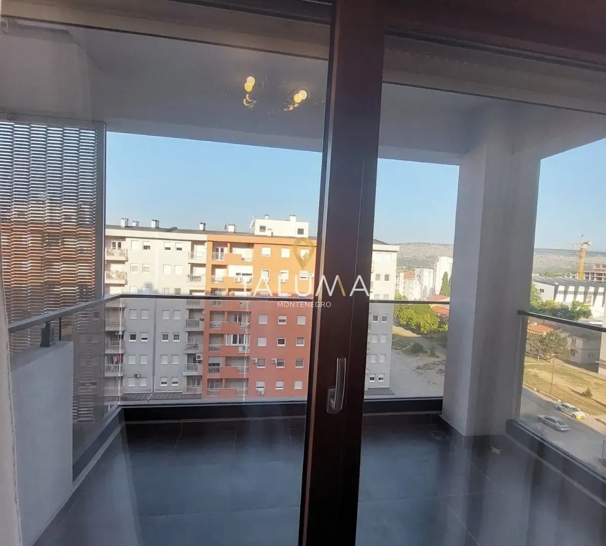 Izdavanje, jednosoban stan, 49m², City Kvart, Podgorica