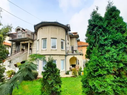 Sale, house, 363m², Zvezdara Sve Podlokacije, Beograd - image 16