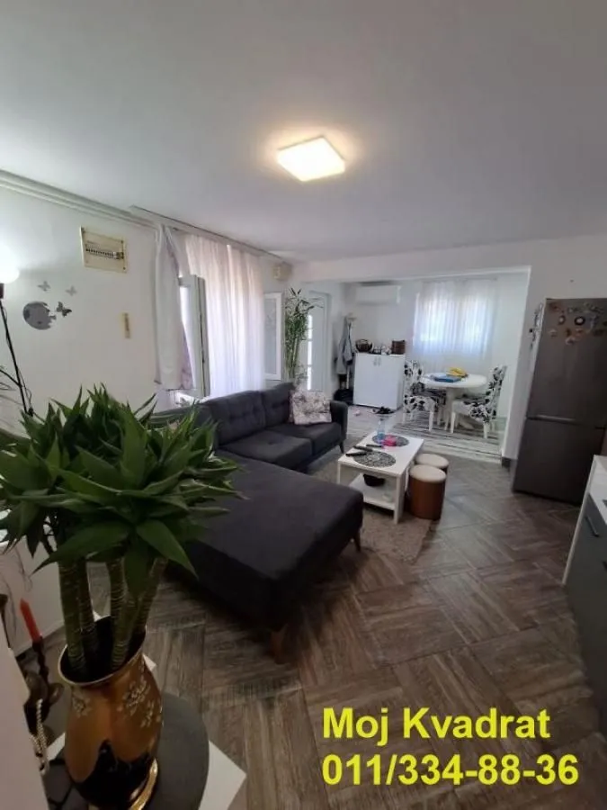 Prodaja, kuća, 229m², Sremčica, Beograd