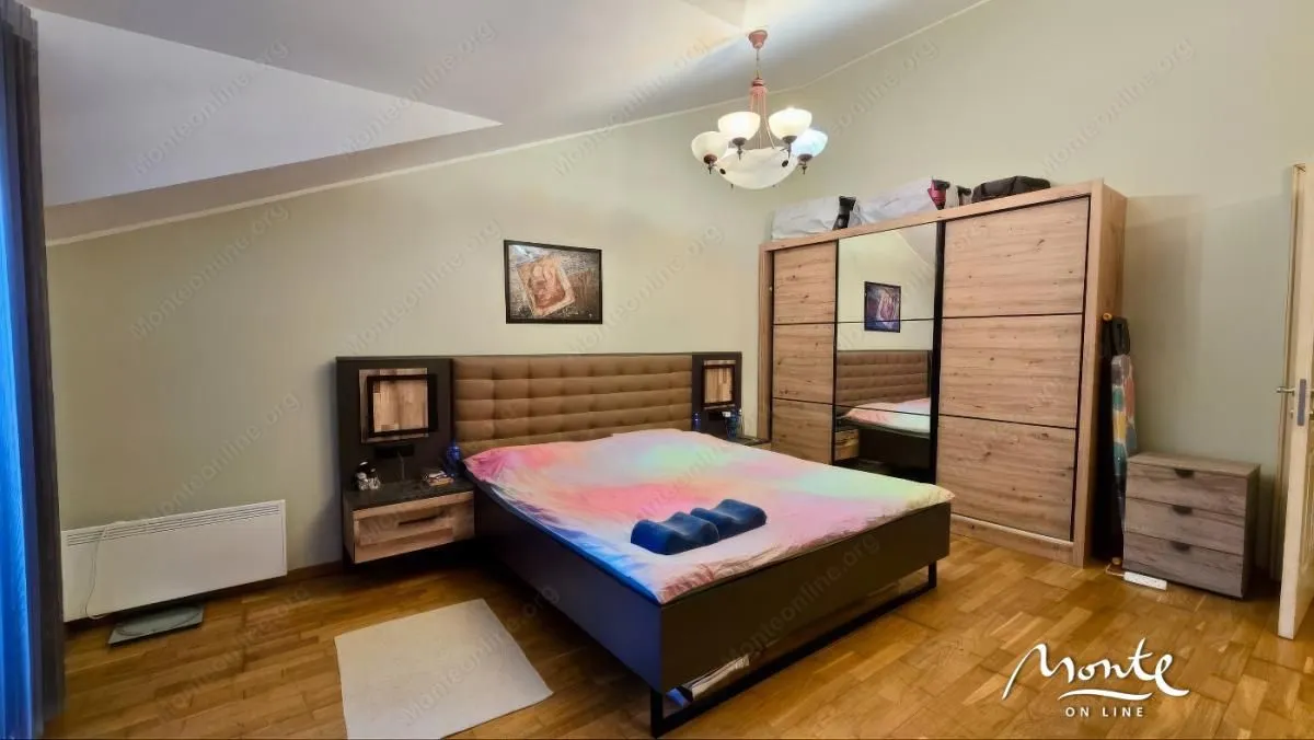 Prodaja, kuća, 160m², Lastva Grbaljska, Kotor