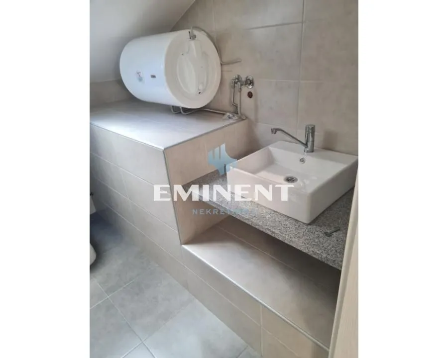 Izdavanje, kuća, 221m², Stari Grad, Beograd