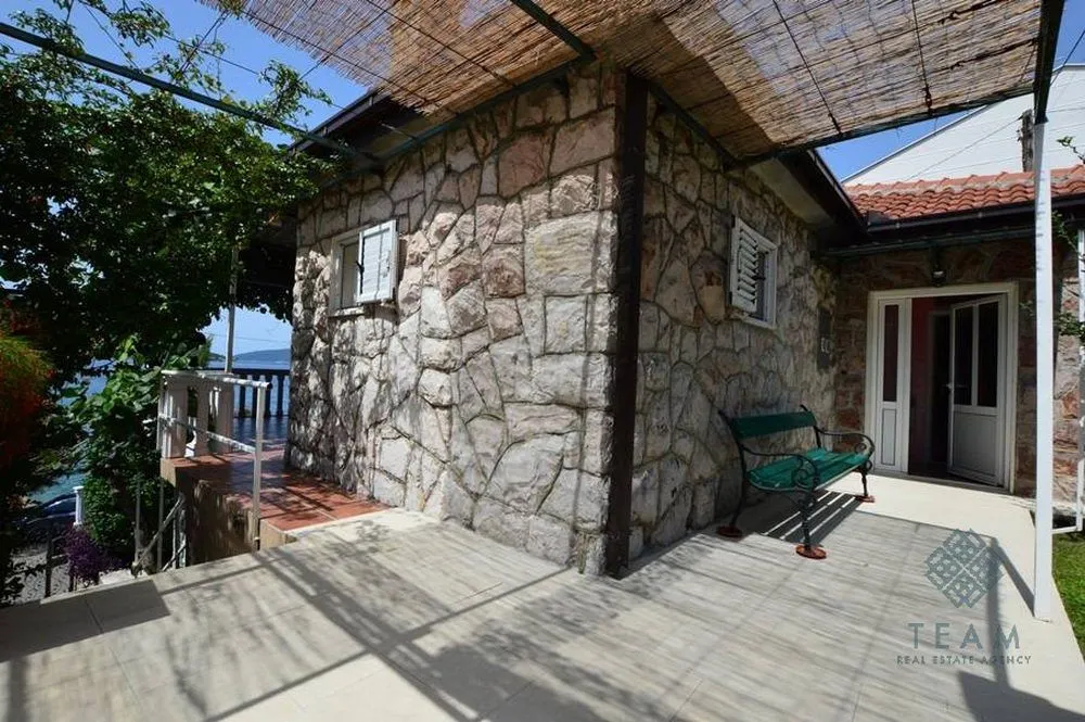 Prodaja, kuća, 427m², Kumbor, Herceg Novi