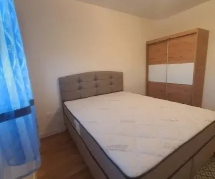 Izdavanje, jednosoban stan, 45m², Pobrežje, Podgorica - image 6