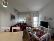 Izdavanje, jednosoban stan, 45m², City Kvart, Podgorica - image 12