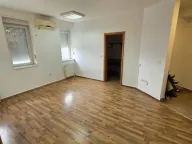Rent, two bedroom apartment, 36m², Bulevar Oslobodjenja, Novi Sad Sve Podlokacije - image 4