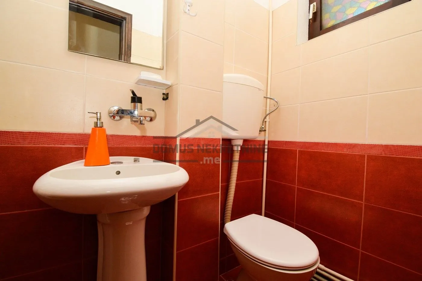 Rent, house, 250m², Stari Aerodrom, Podgorica