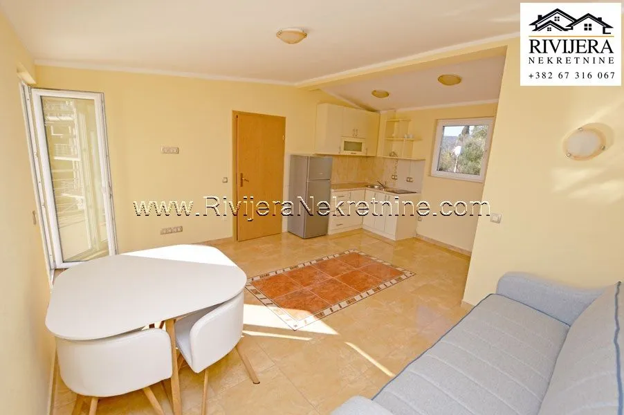 Prodaja, kuća, 217m², Sušćepan, Herceg Novi