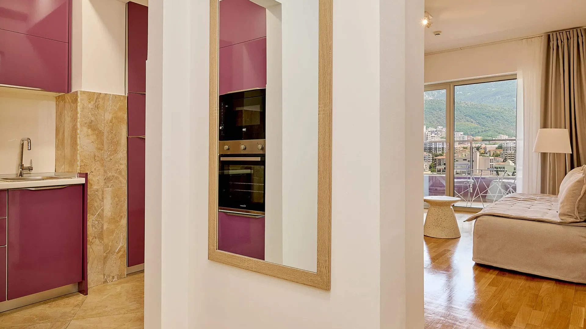 Rent, two bedroom apartment, 50m², Bečići, Budva