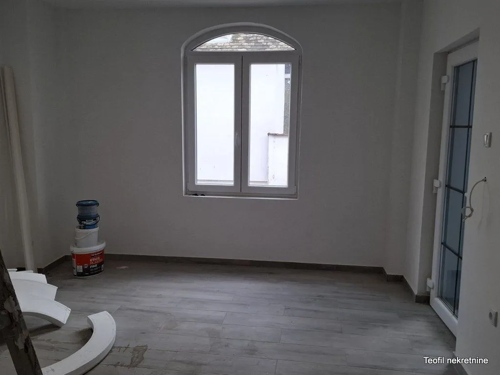 Sale, house, 200m², Karlovčić, Pećinci
