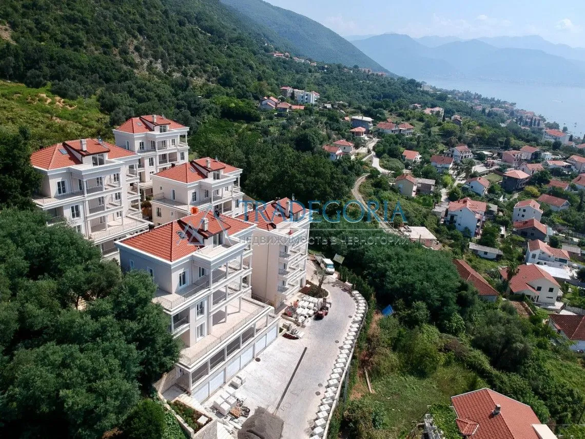 Prodaja, dvosoban stan, 151m², Đenovići, Herceg Novi