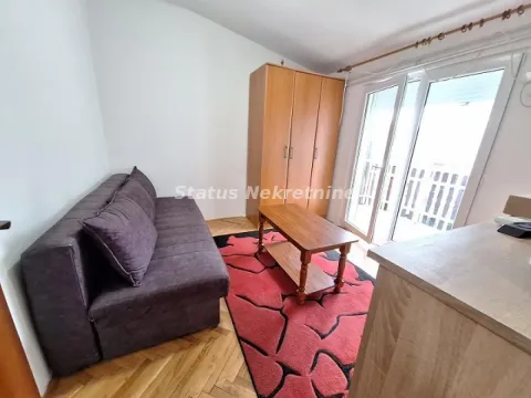 Izdavanje, jednosoban stan, 30m2, Centar, Novi Sad Izdavanje, jednosoban stan, 30m2, Centar, Novi Sad