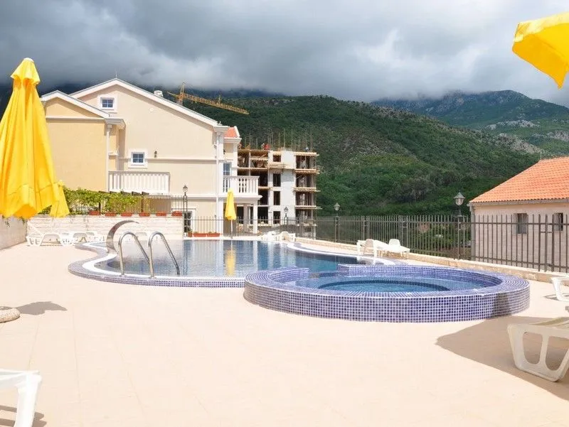 Prodaja, stan, 51m², Bečići, Budva