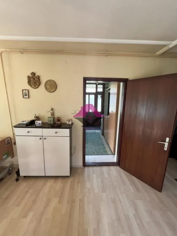 Prodaja, kuća, 200m², Klisa, Novi Sad Sve Podlokacije