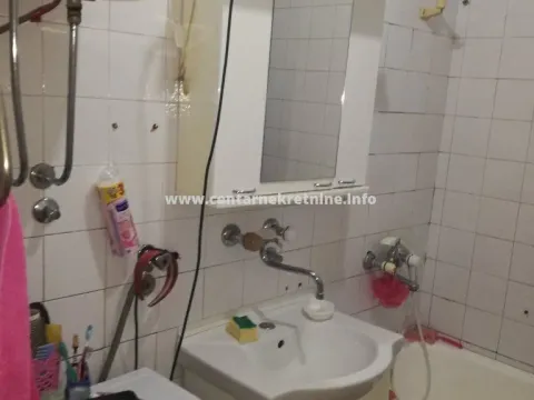 Prodaja, stan, 68m², Centar, Cetinje - image 9