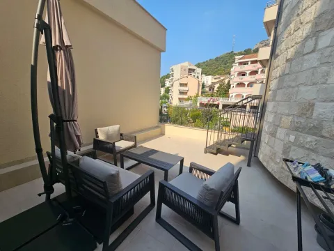 Rent, one bedroom apartment, 62m², Bečići, Budva - image 3
