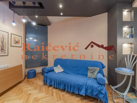 Rent, studio apartment, 35m², Kalenić Pijaca, Vračar Sve Podlokacije - image 3