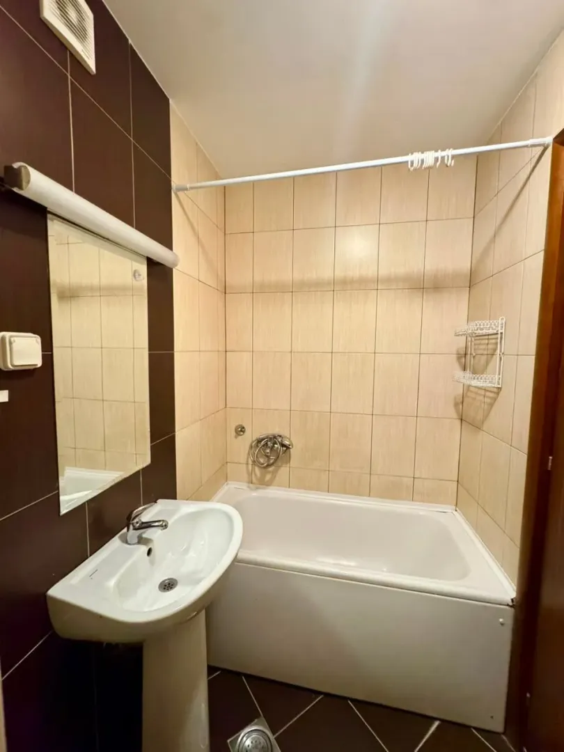 Izdavanje, jednosoban stan, 52m², City Kvart, Podgorica