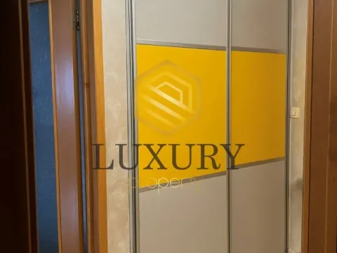 Prodaja, dvosoban stan, 70m², Stari Aerodrom, Podgorica - image 3