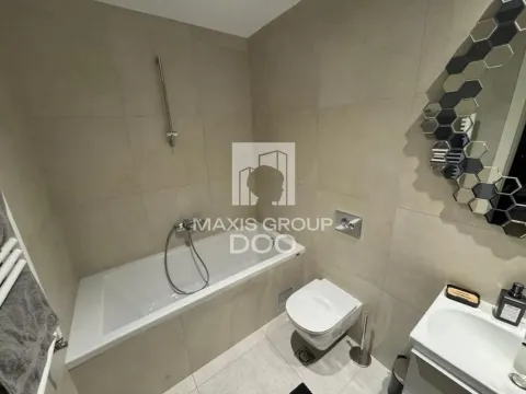 Izdavanje, trosoban stan, 80m², Savski Venac, Beograd - image 10