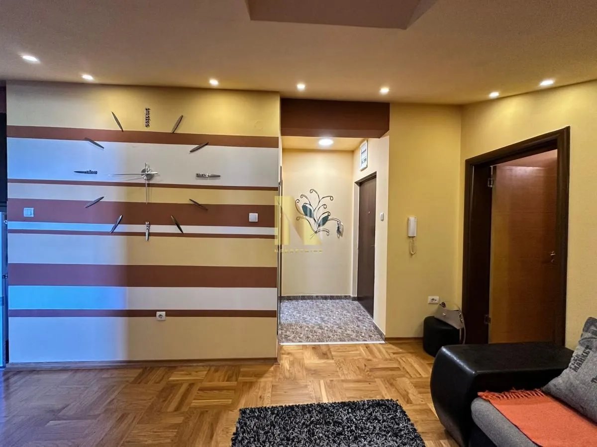 Izdavanje, dvosoban stan, 45m², Telep, Novi Sad Sve Podlokacije