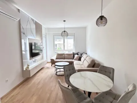 Prodaja, jednosoban stan, 45m², Zabjelo, Podgorica