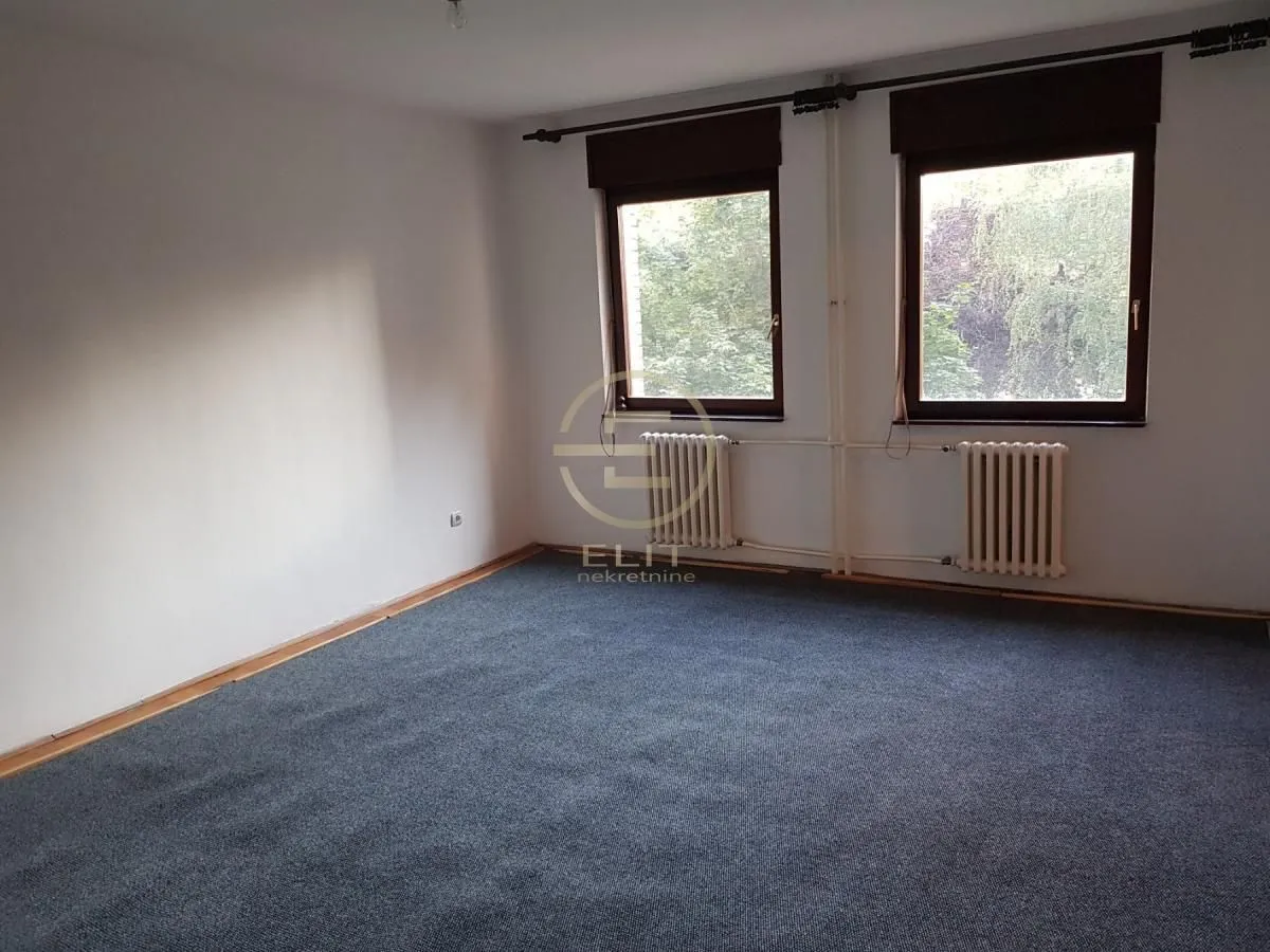 Izdavanje, stan, 95m², Detelinara, Novi Sad Sve Podlokacije