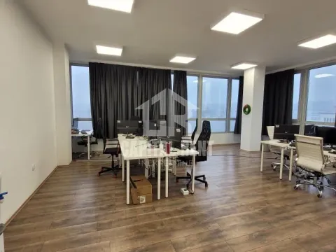 Izdavanje, poslovni prostor, 235m², Savski Venac, Beograd - image 3