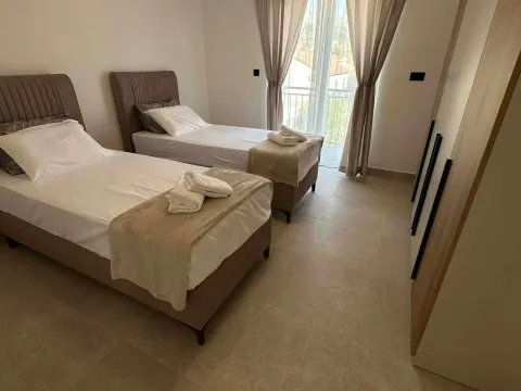 Izdavanje, dvosoban stan, 90m², Seljanovo, Tivat - image 8
