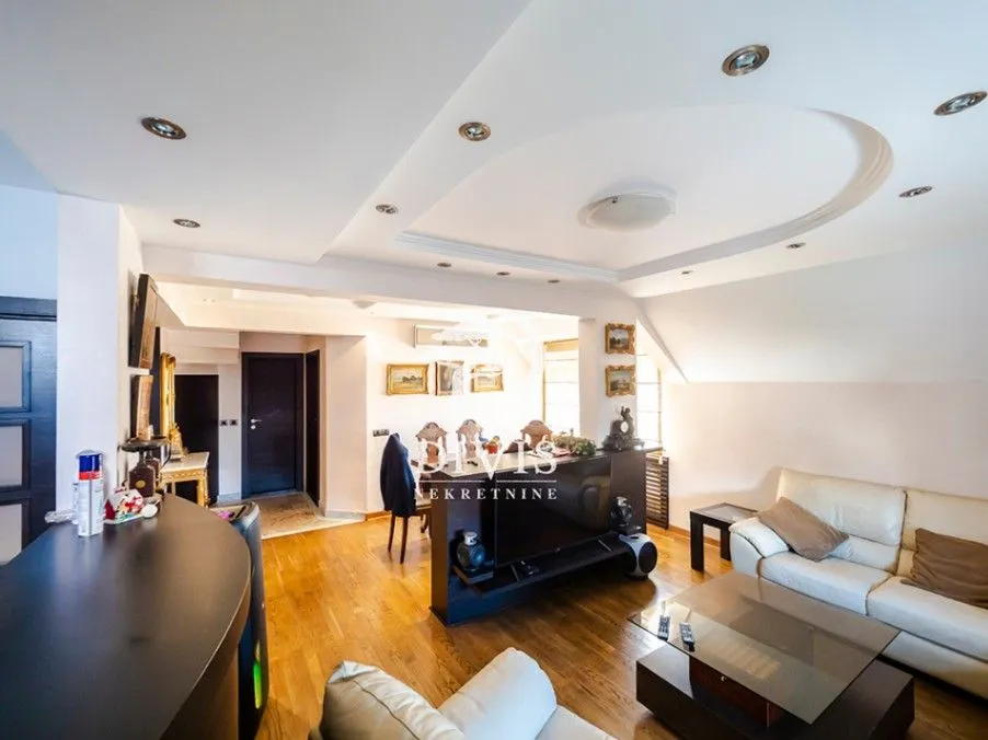 Prodaja, trosoban stan, 77m², Čukarica, Beograd