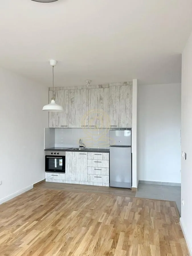 Izdavanje, dvosoban stan, 42m², Petrovaradin, Novi Sad