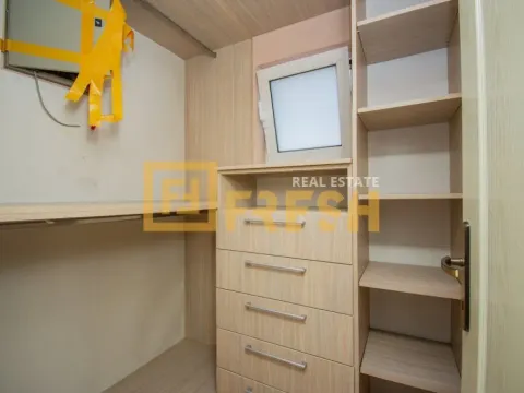 Izdavanje, kuća, 330m², Zeta, Podgorica - image 29