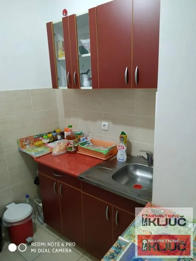 Izdavanje, garsonjera, 25m², Grbavica, Novi Sad Sve Podlokacije