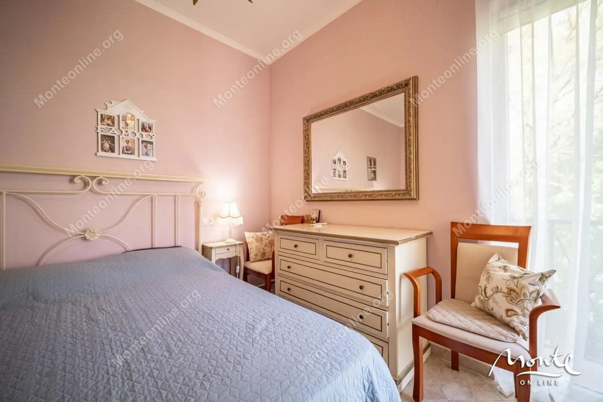 Prodaja, jednosoban stan, 63m², Orahovac, Kotor