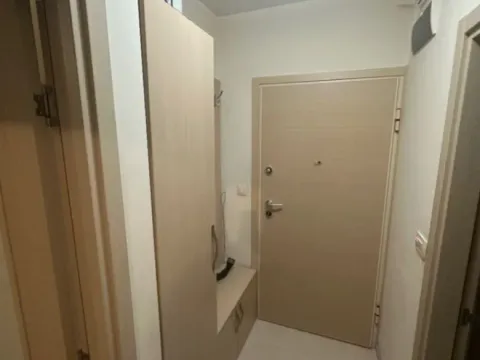 Izdavanje, jednosoban stan, 49m², City Kvart, Podgorica - image 2