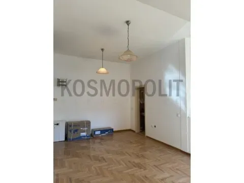 Sale, three bedroom apartment, 80m², Gradska Bolnica, Zvezdara Sve Podlokacije - image 4