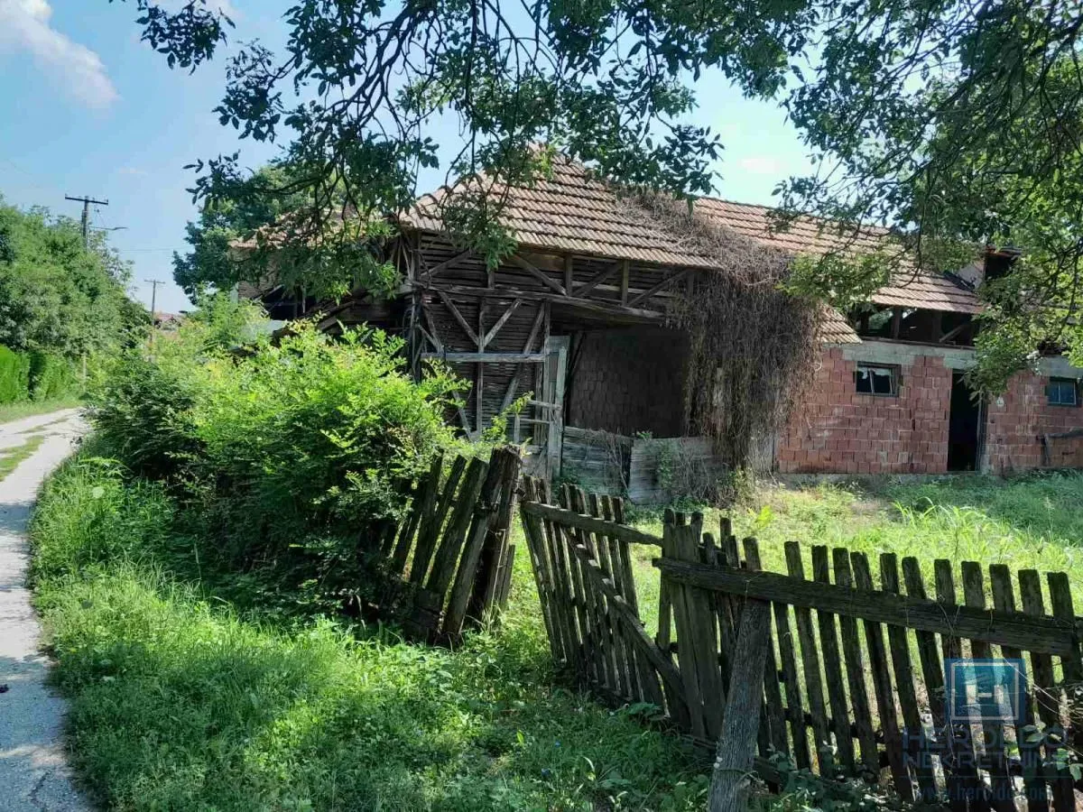 Prodaja, kuća, 200m², Glogovac, Jagodina