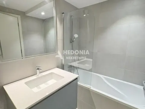 Sale, three bedroom apartment, 82m², Savski Venac, Beograd - image 12