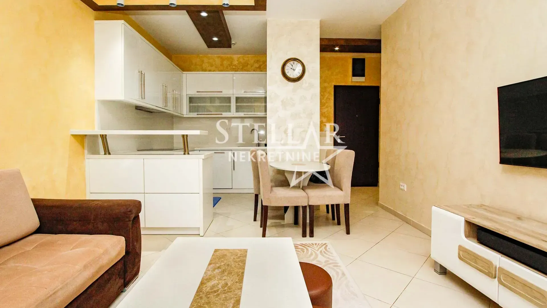 Rent, two bedroom apartment, 68m², City Kvart, Podgorica