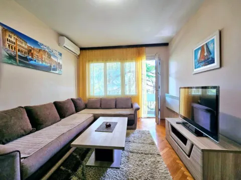 Prodaja, dvosoban stan, 63m2, Gintaš, Podgorica Prodaja, dvosoban stan, 63m2, Gintaš, Podgorica