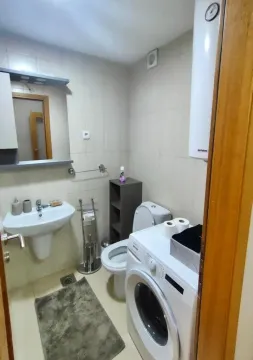 Izdavanje, dvosoban stan, 80m², Blok 9, Podgorica - image 7